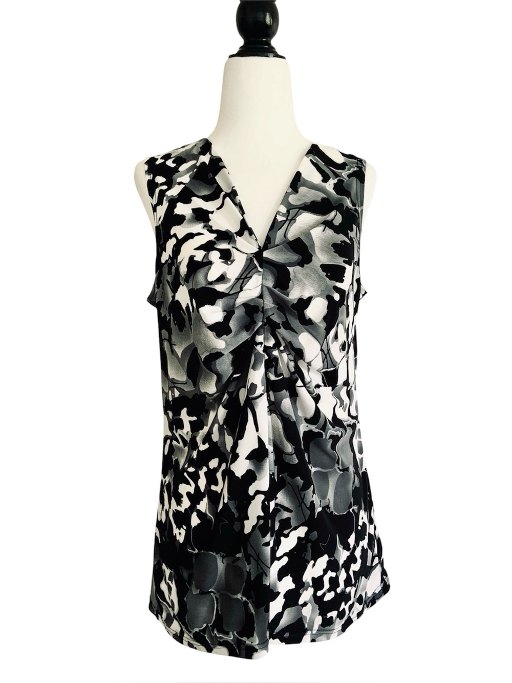Gilmour Vancouver sleeveless ruched top